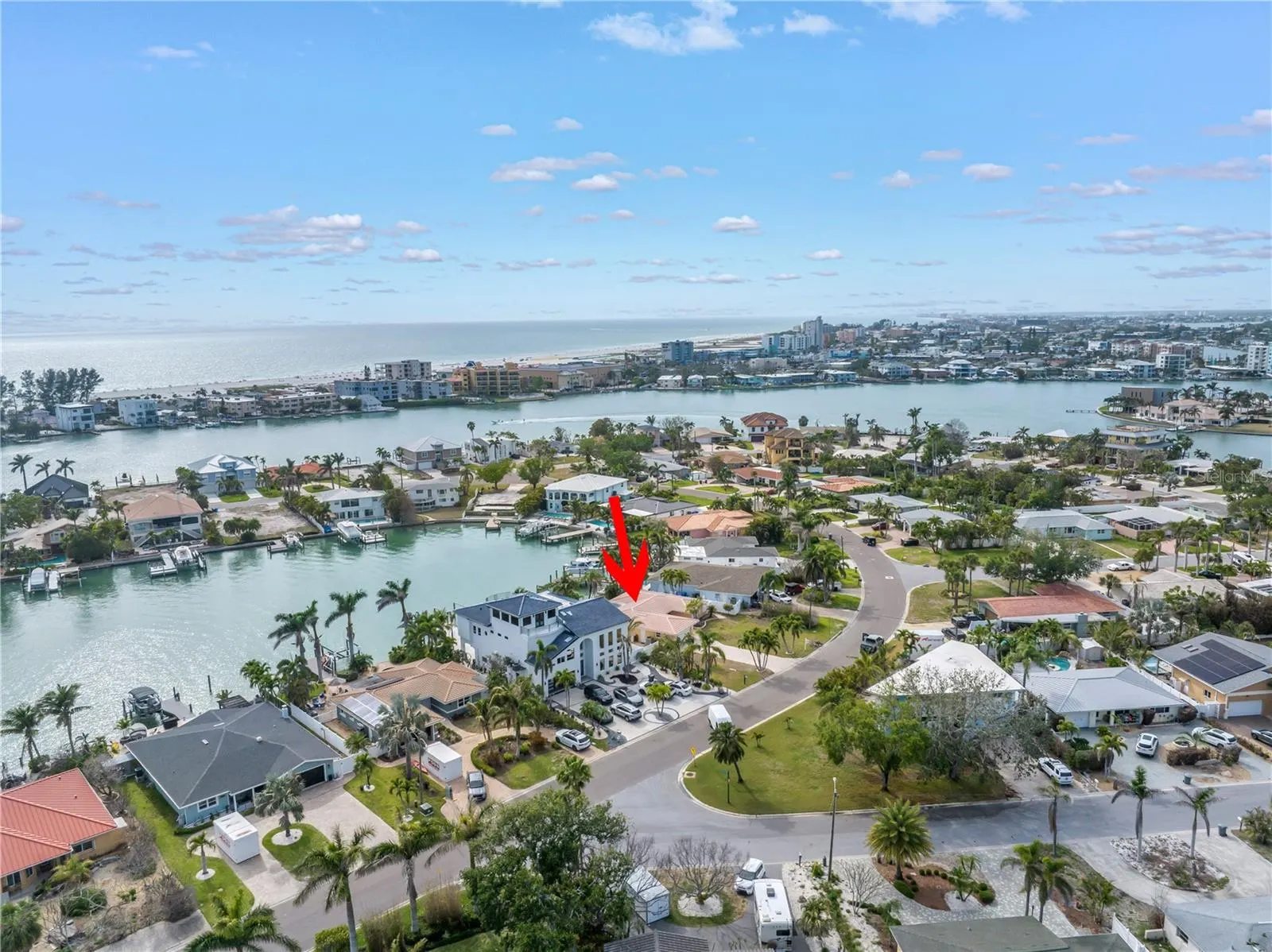 10128 YACHT CLUB DR