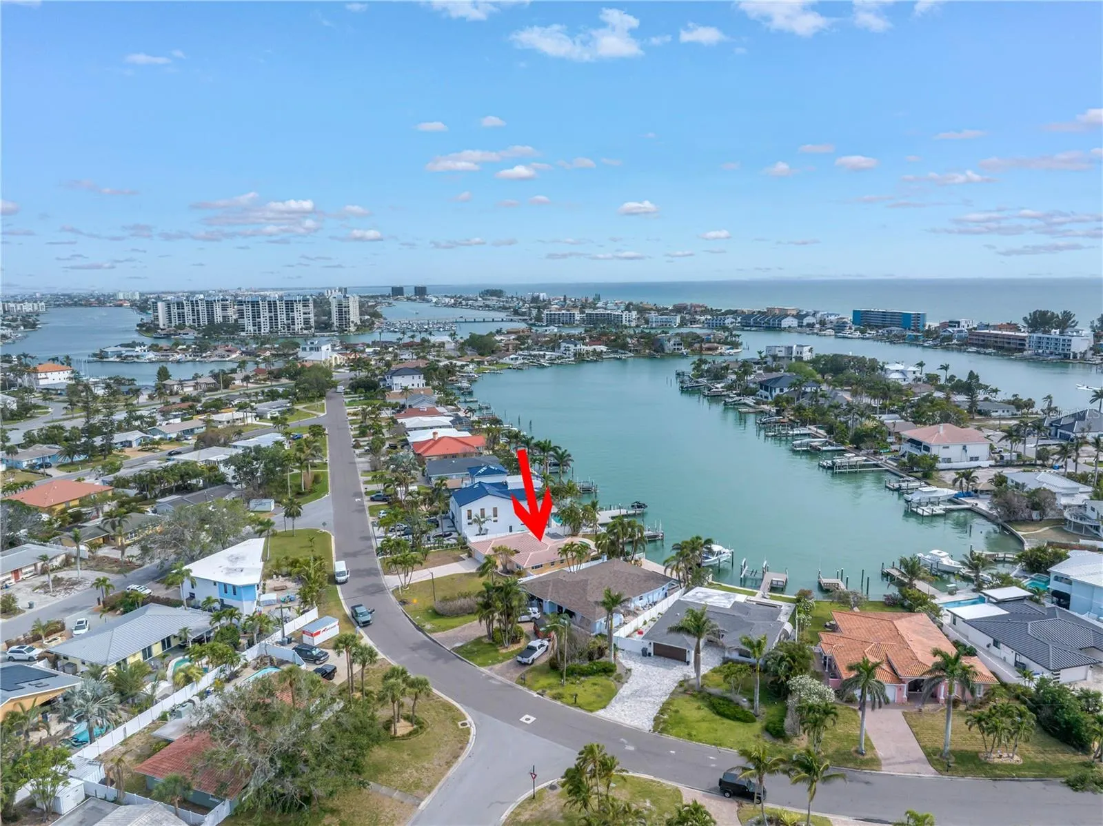 10128 YACHT CLUB DR
