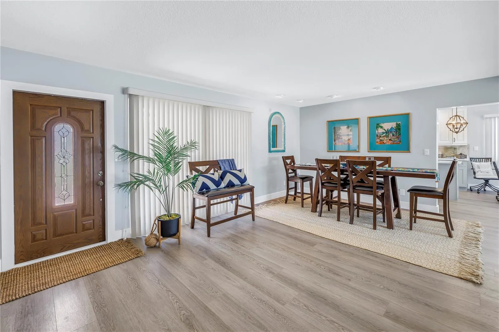 10128 YACHT CLUB DR