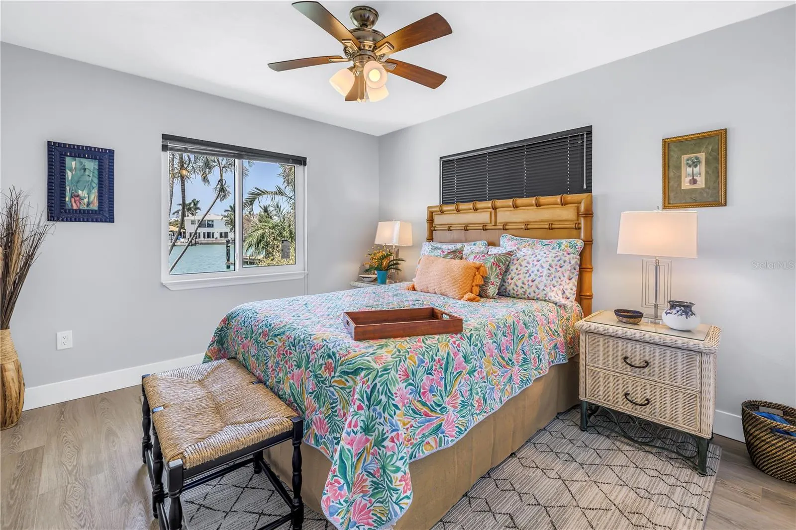 10128 YACHT CLUB DR