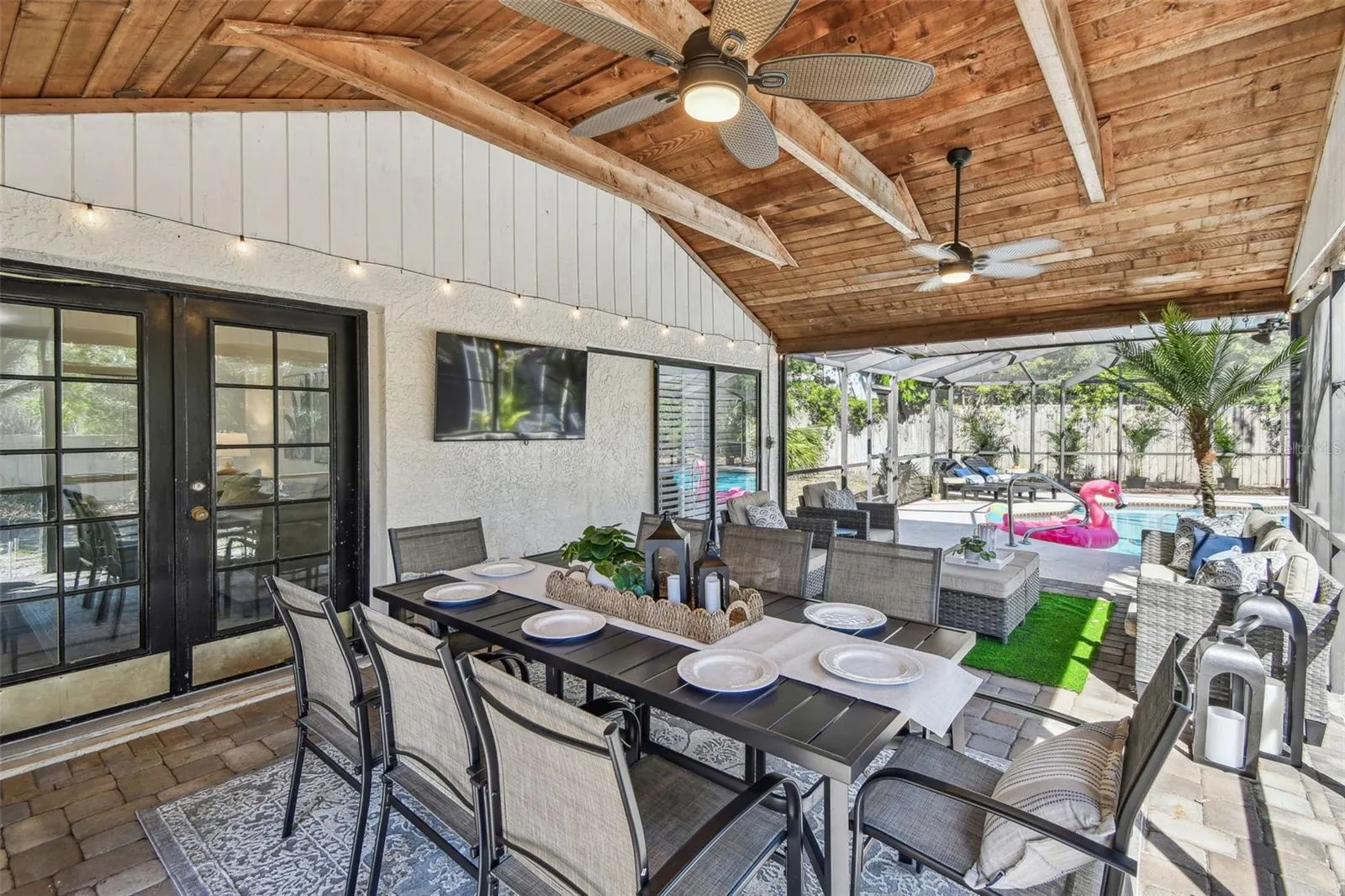 380 FERNSHIRE CT