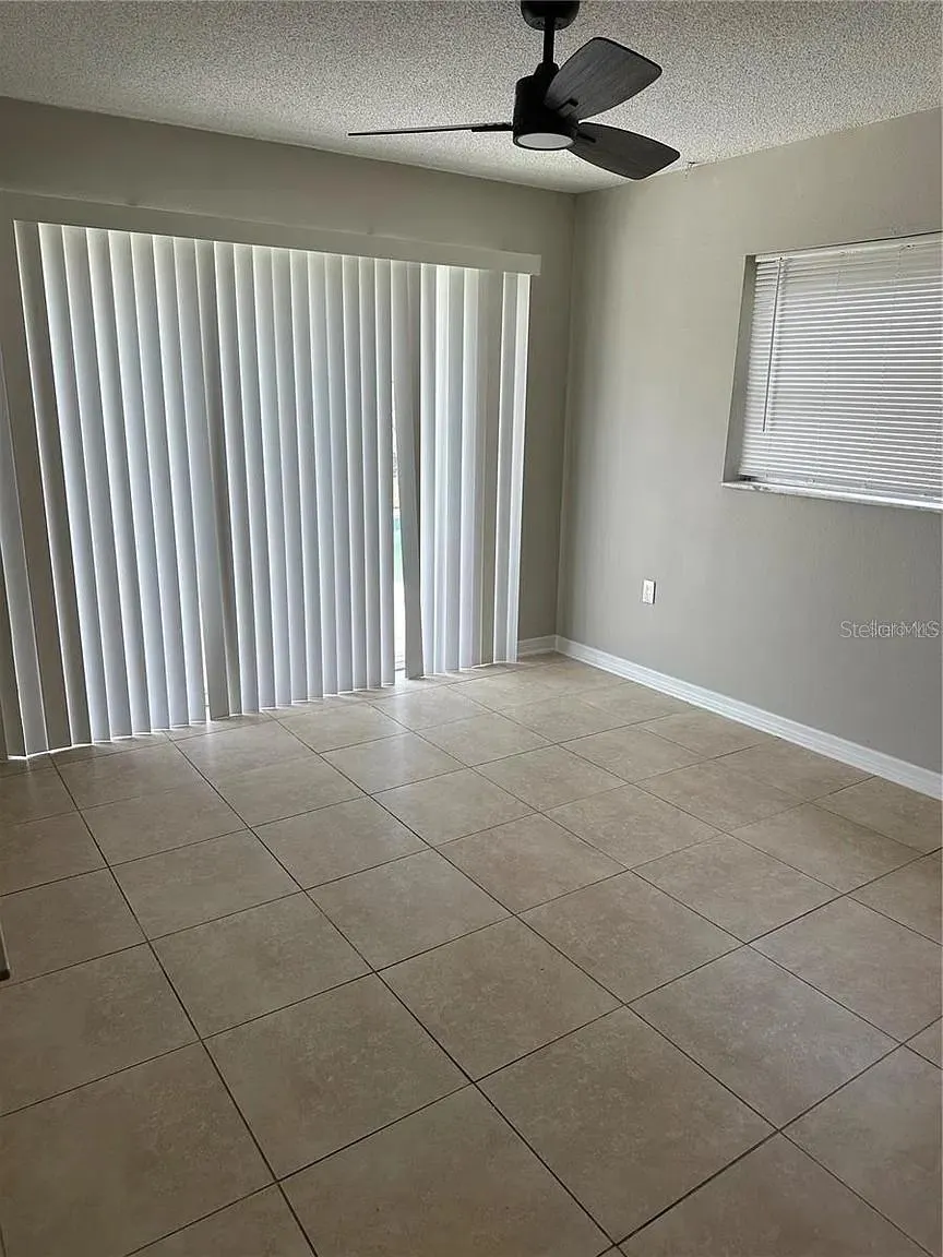 3413 DOVE HOLLOW CT