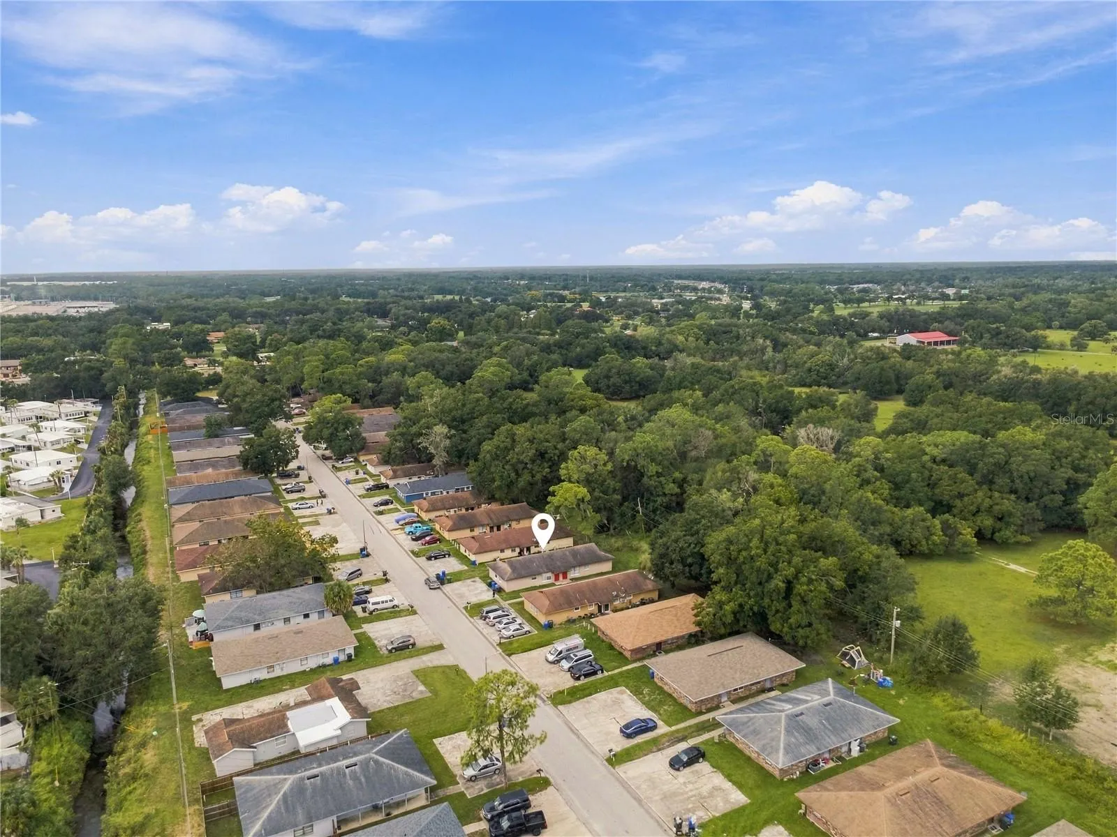 2461 CHESTNUT WOODS DR