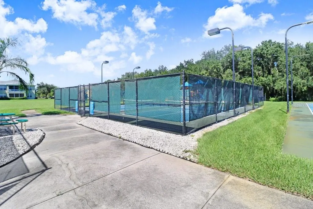 3876 WHISTLEWOOD CIR