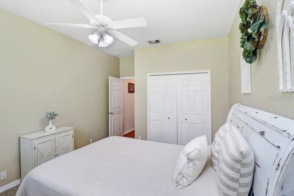 3876 WHISTLEWOOD CIR