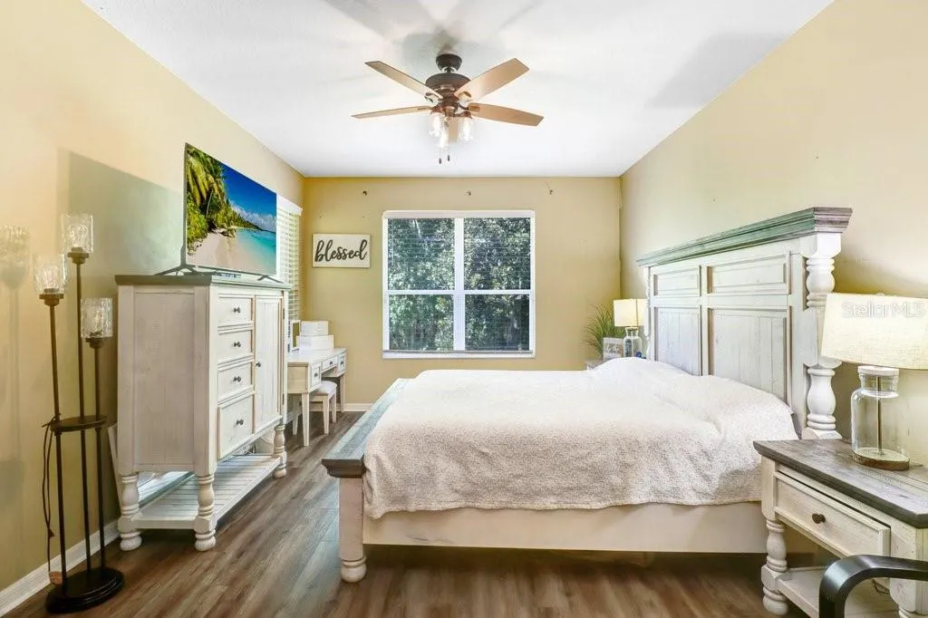 3876 WHISTLEWOOD CIR