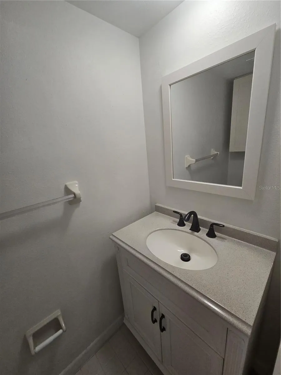 106 1ST ST E #213 #213
