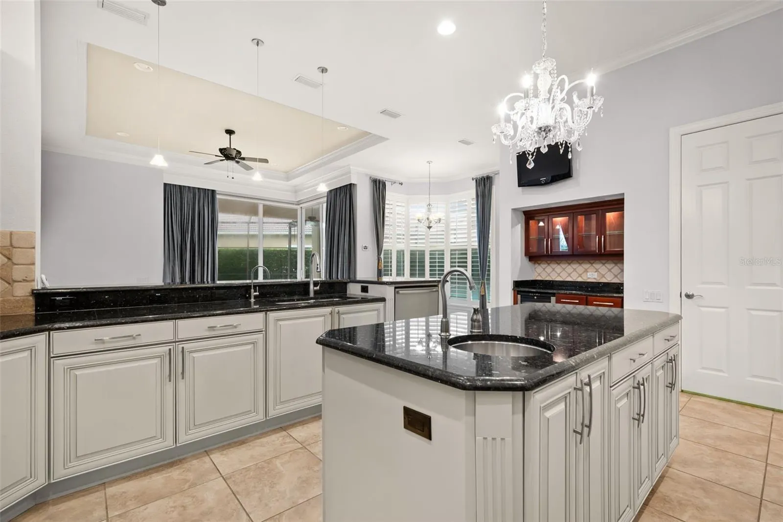 20014 LOMOND LN