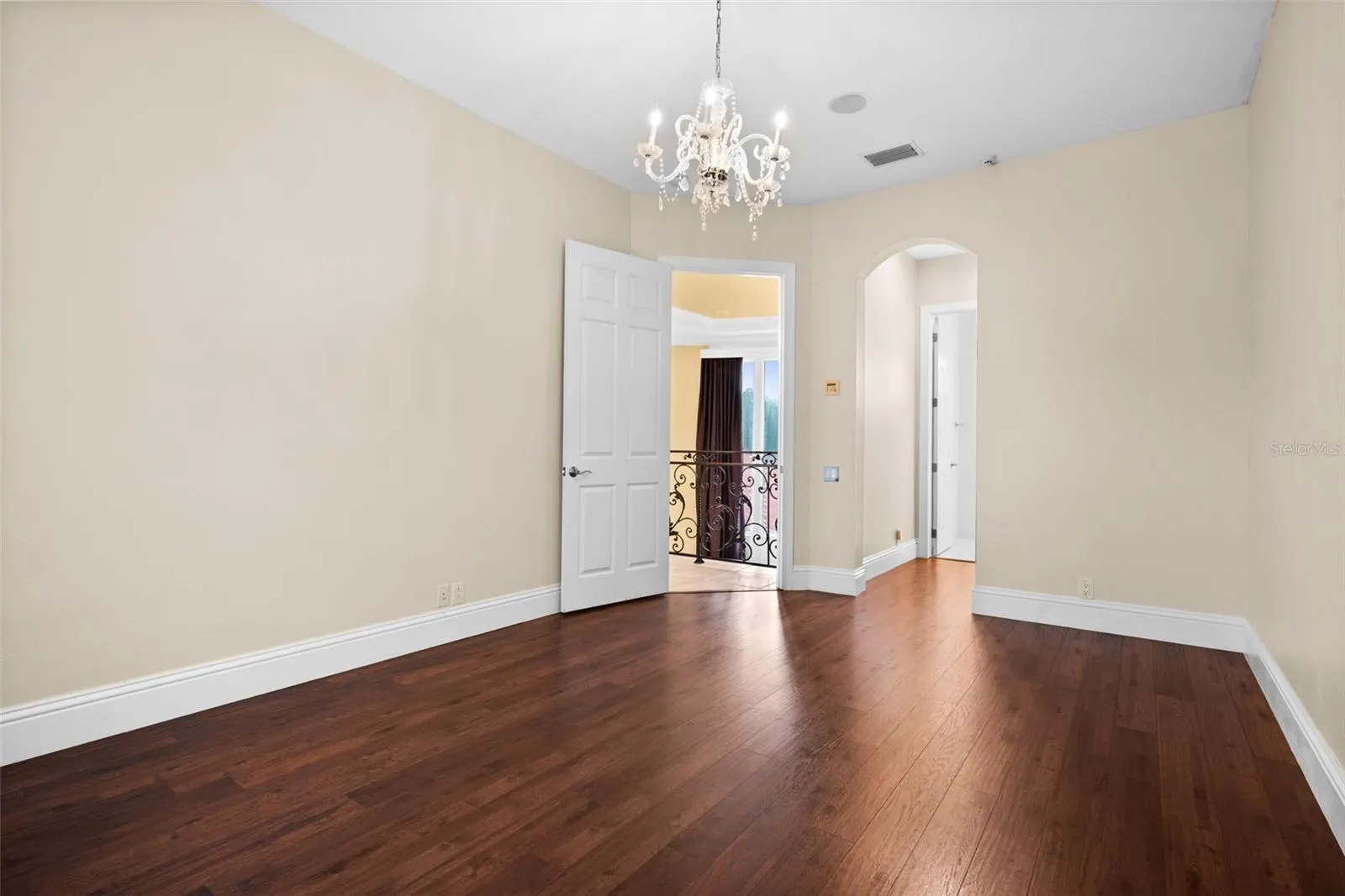 20014 LOMOND LN