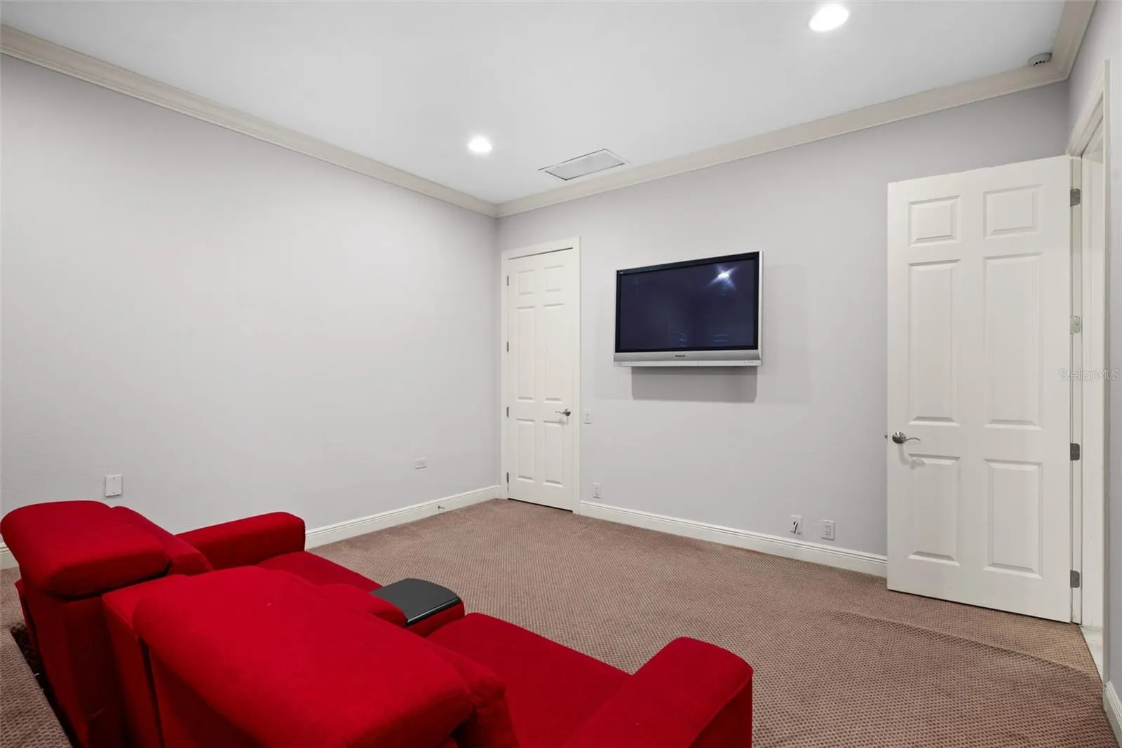 20014 LOMOND LN
