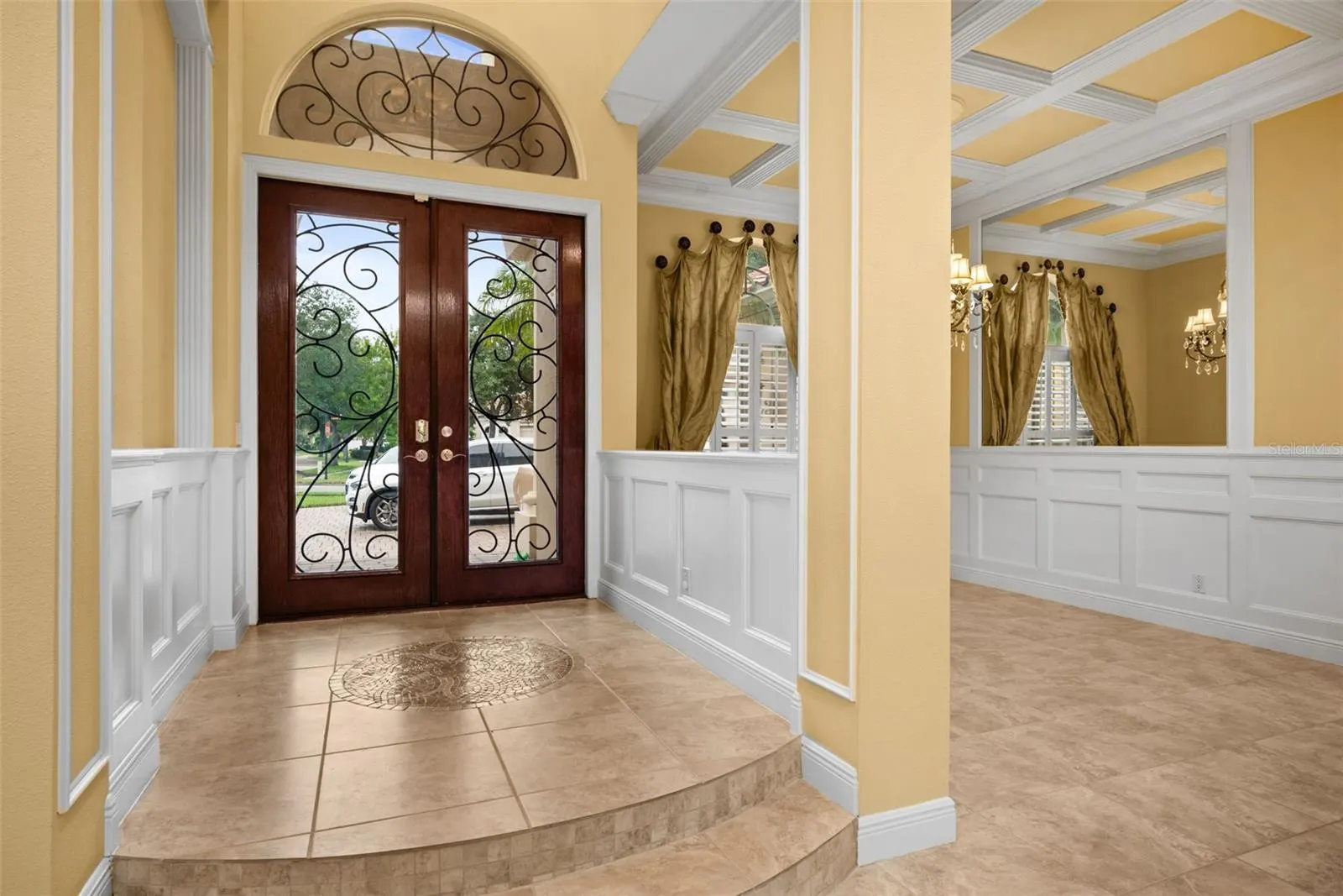 20014 LOMOND LN