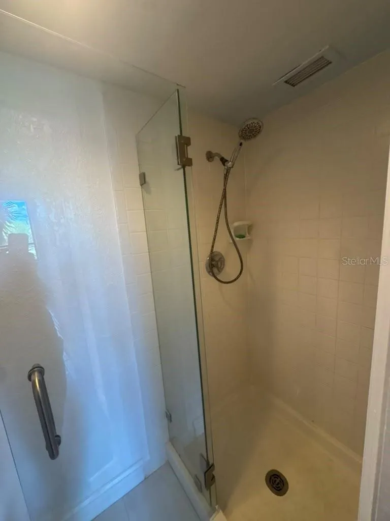 2617 COVE CAY DR #107 #107