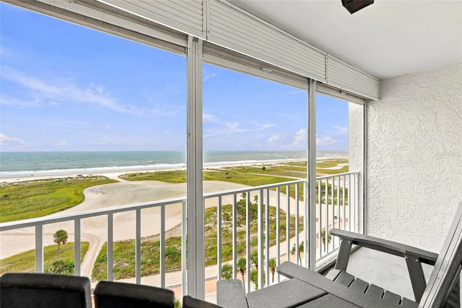 11000 GULF BLVD #1002 #1002