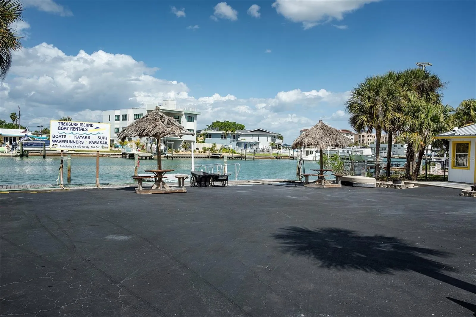 11000 GULF BLVD #1002 #1002