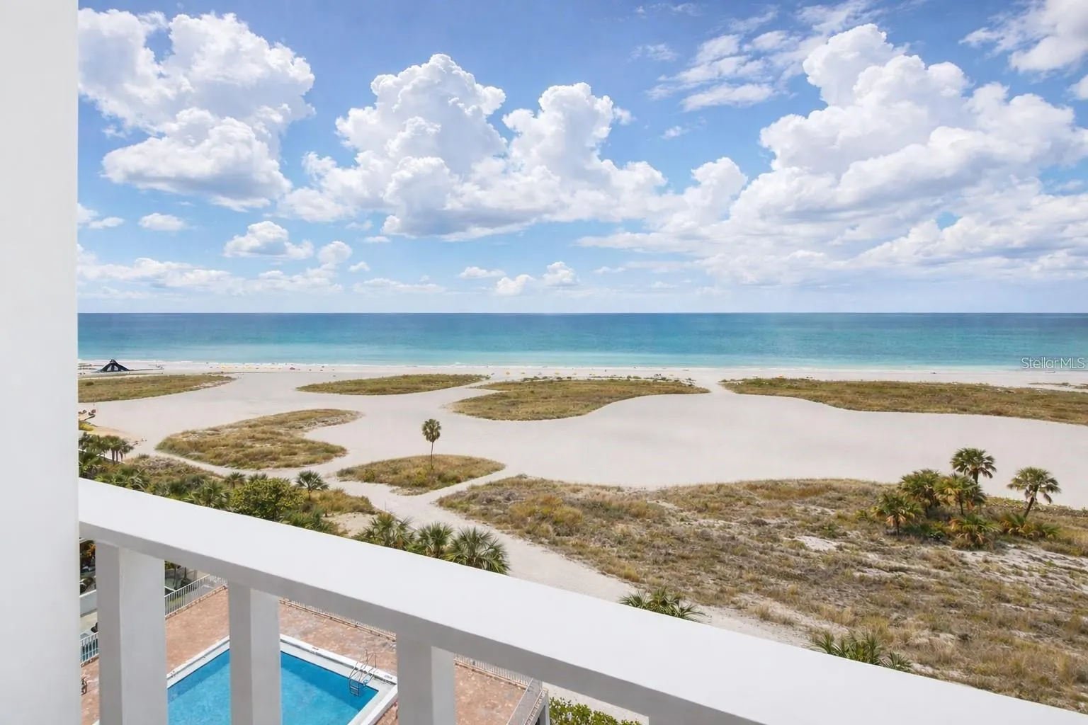 11000 GULF BLVD #1002 #1002