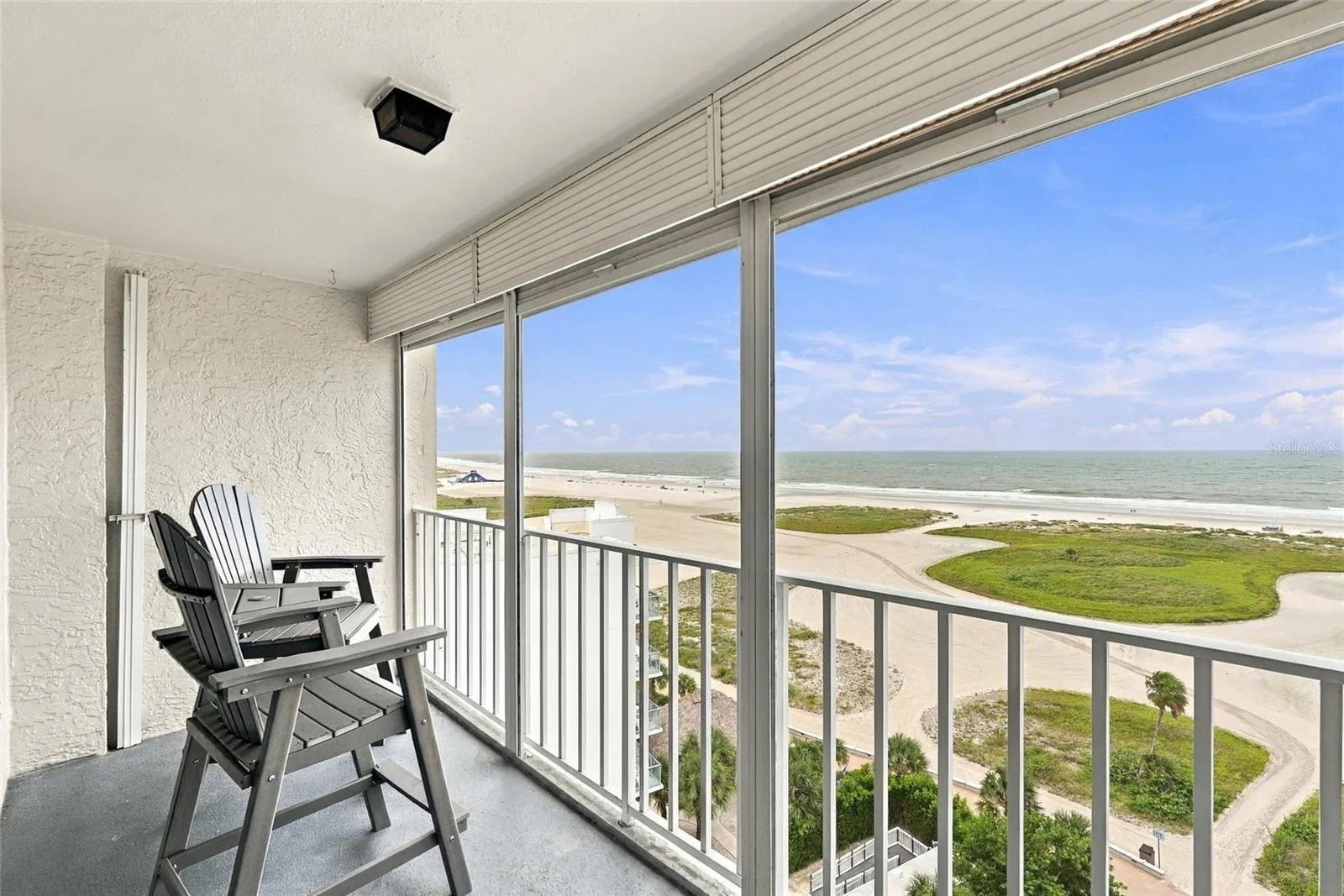11000 GULF BLVD #1002 #1002
