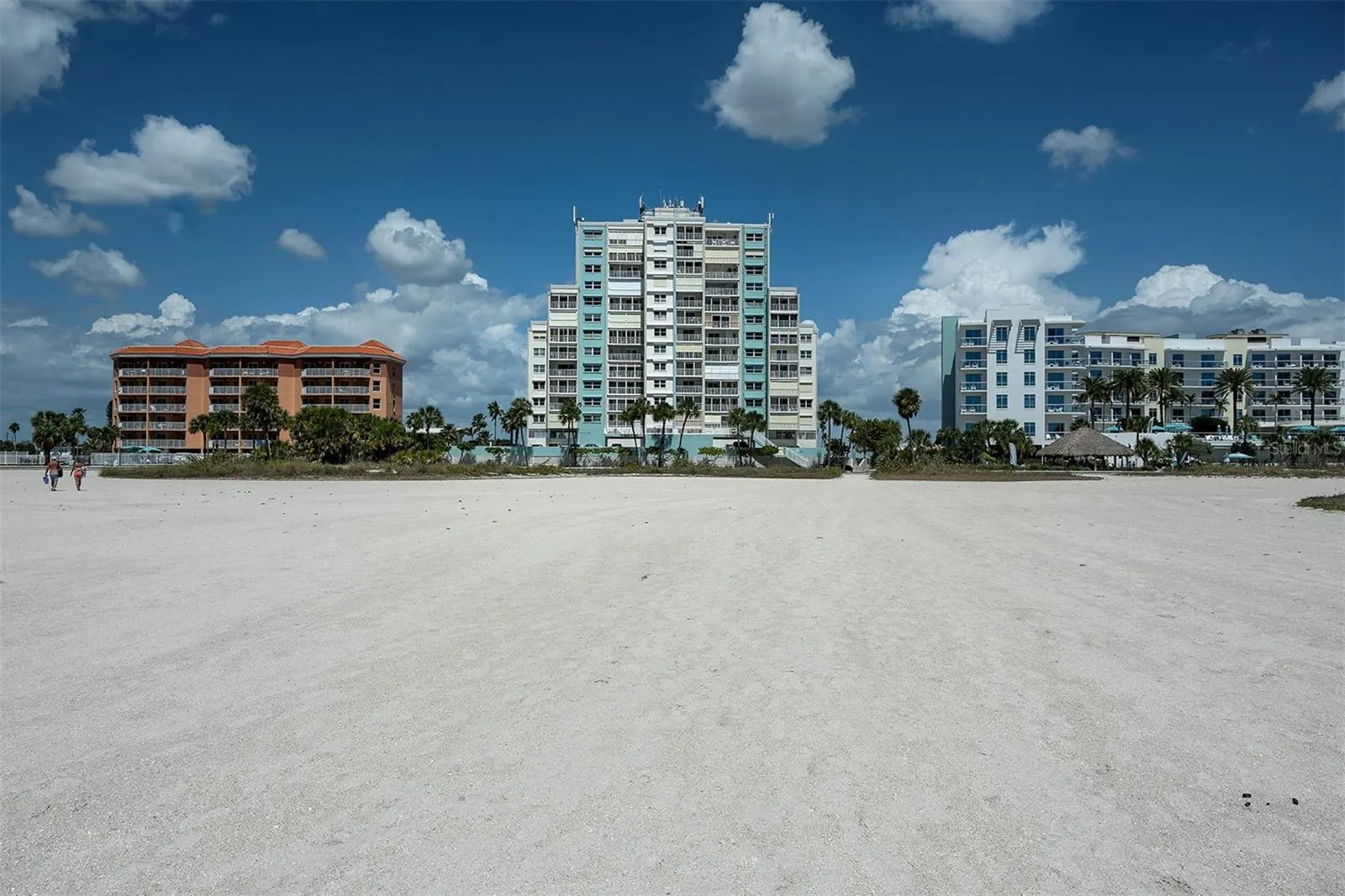 11000 GULF BLVD #1002 #1002