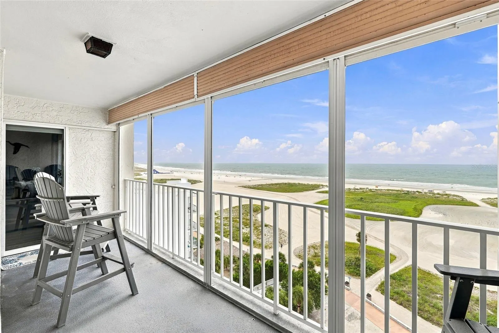11000 GULF BLVD #1002 #1002
