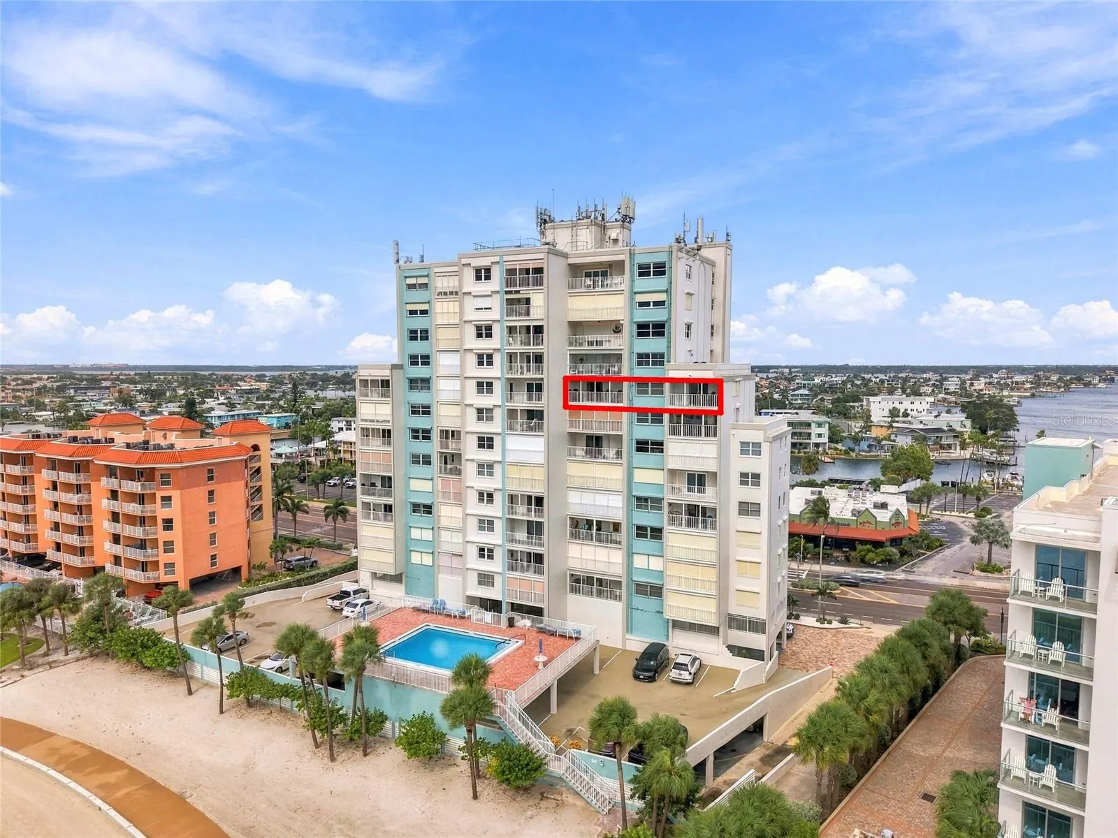 11000 GULF BLVD #1002 #1002