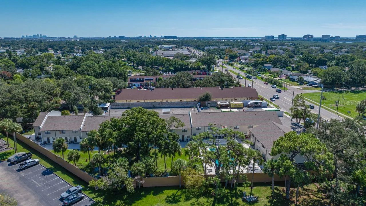 6119 MEMORIAL HWY #3 #3
