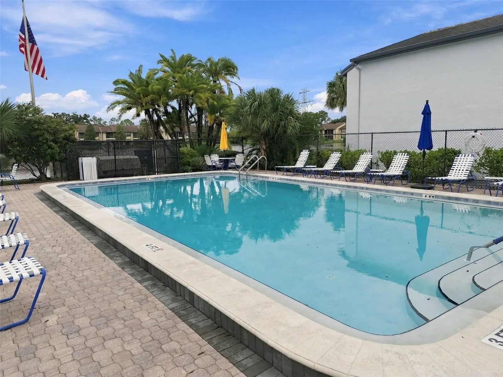 131 CYPRESS LN #131 #131