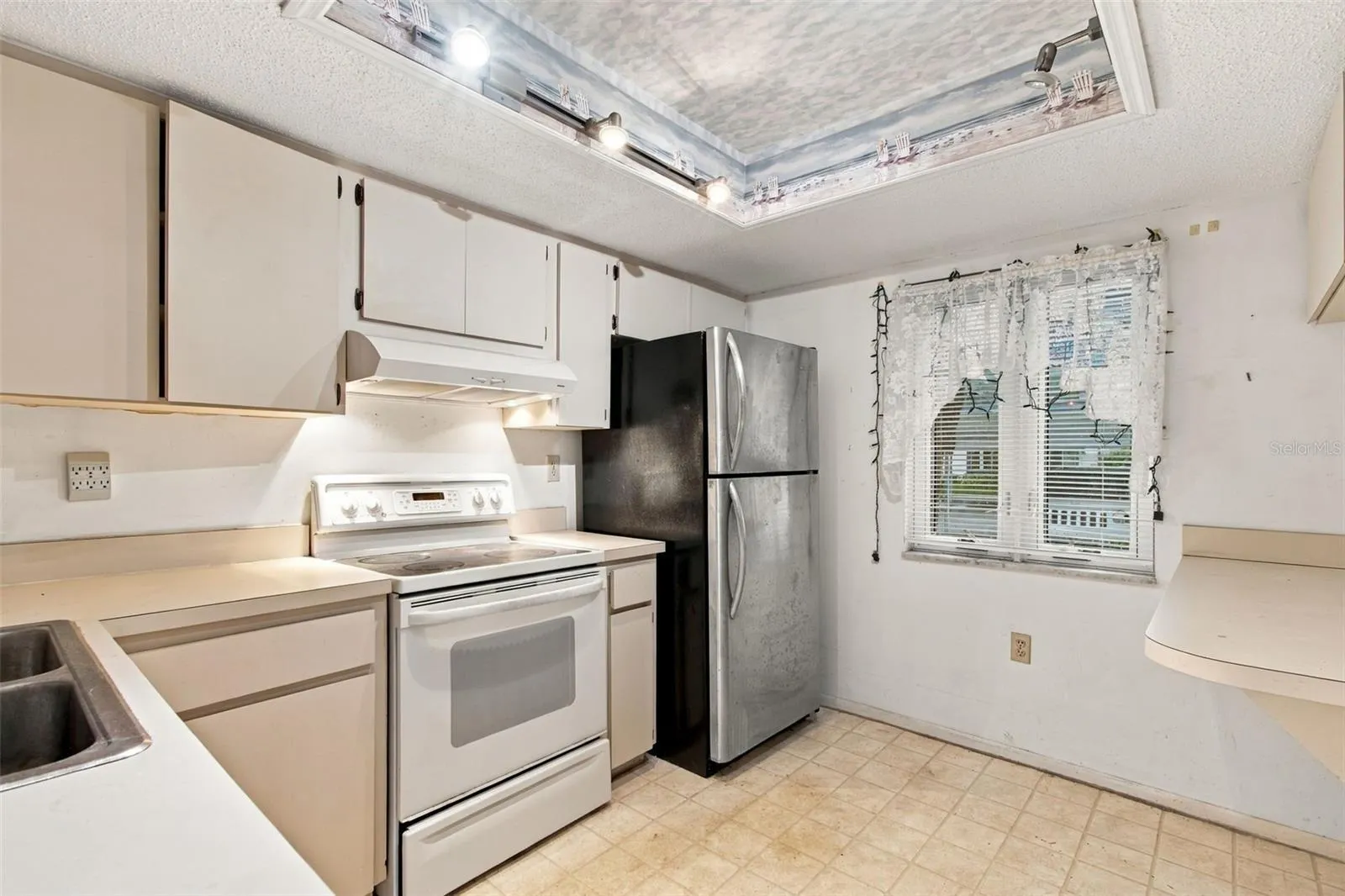131 CYPRESS LN #131 #131