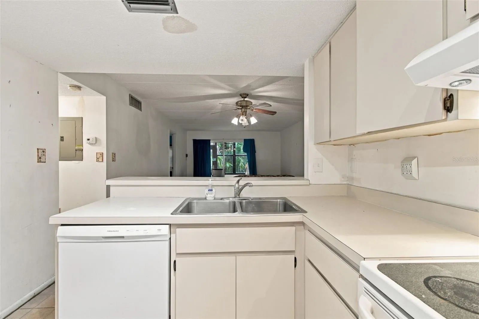 131 CYPRESS LN #131 #131