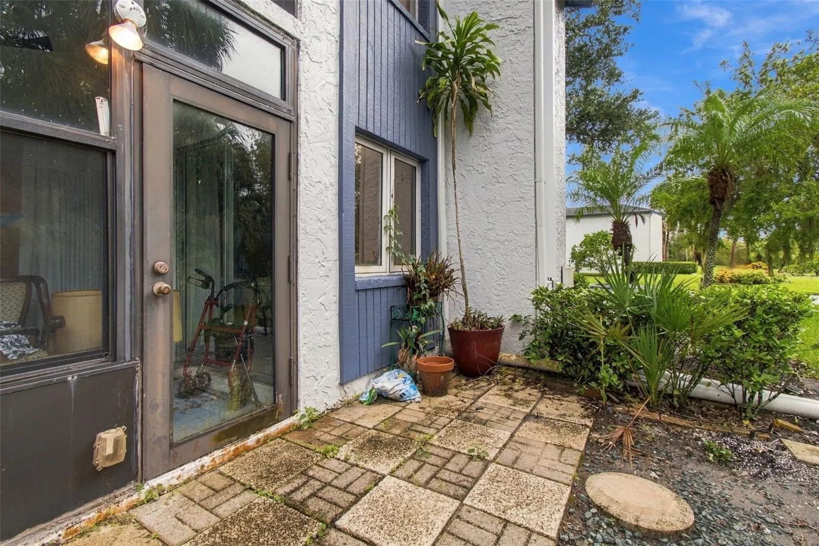 131 CYPRESS LN #131 #131
