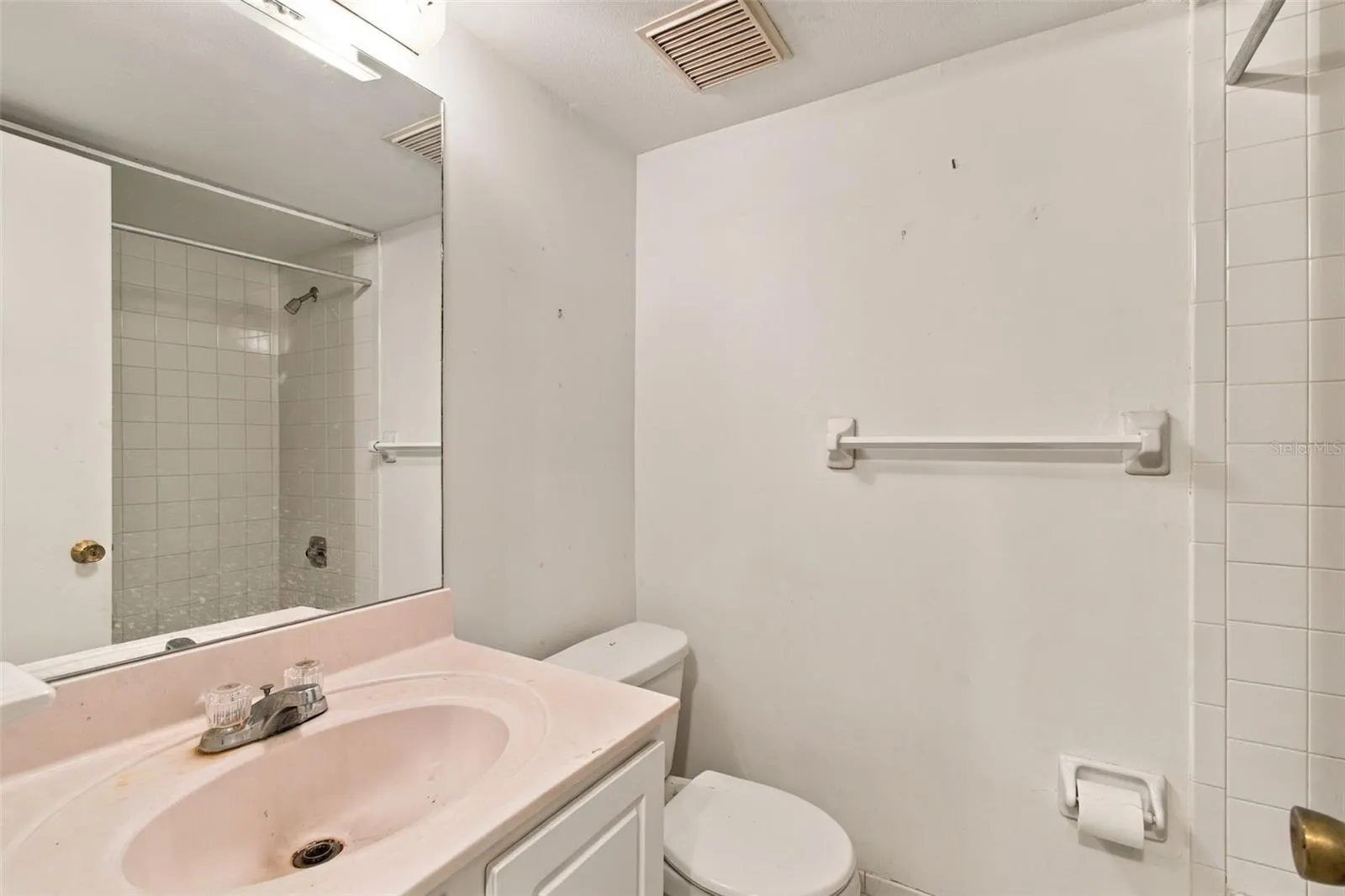 131 CYPRESS LN #131 #131