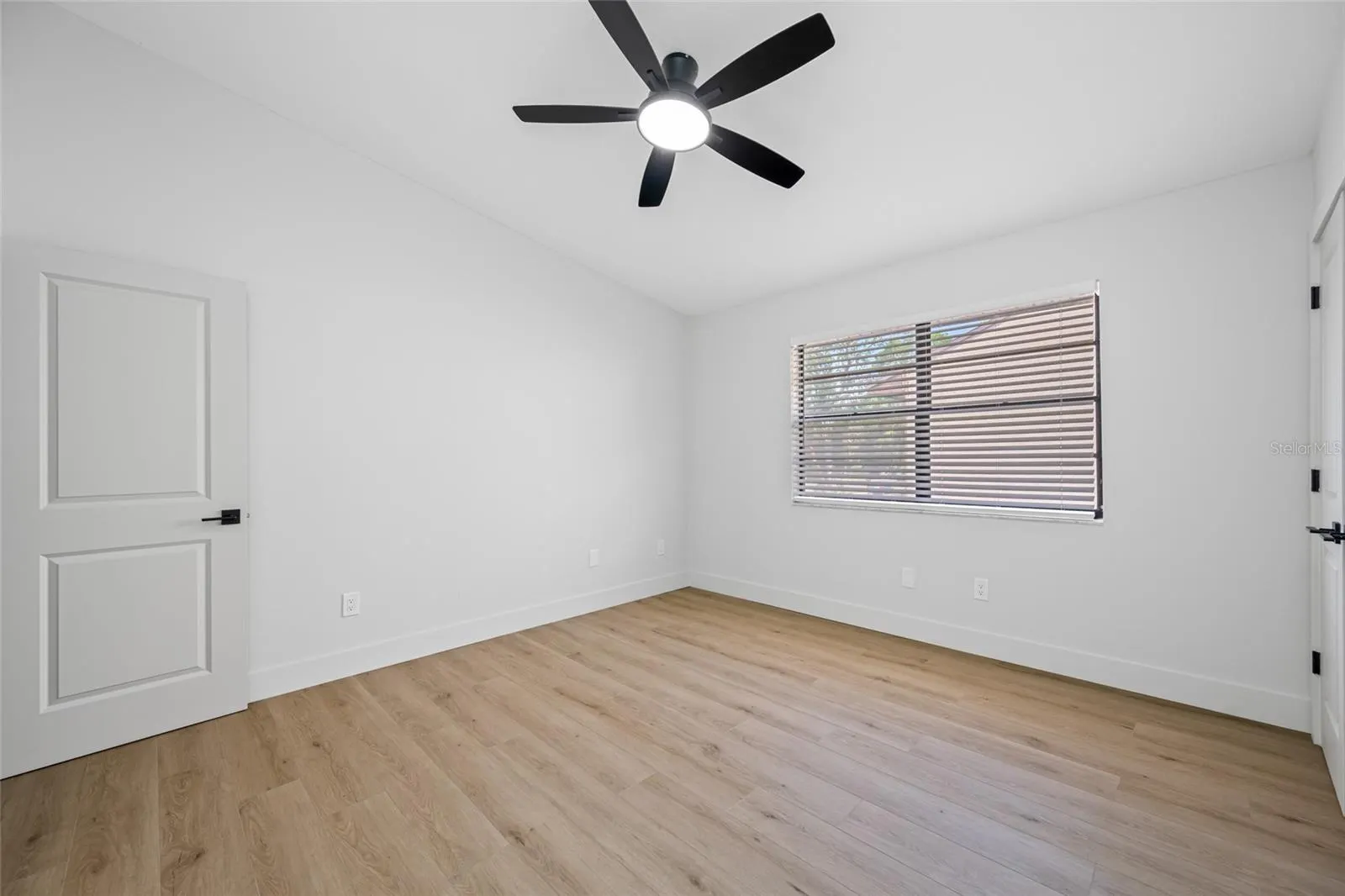 6119 MEMORIAL HWY #20 #20