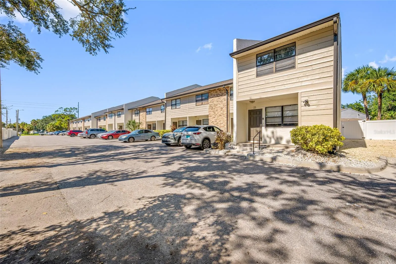 6119 MEMORIAL HWY #20 #20