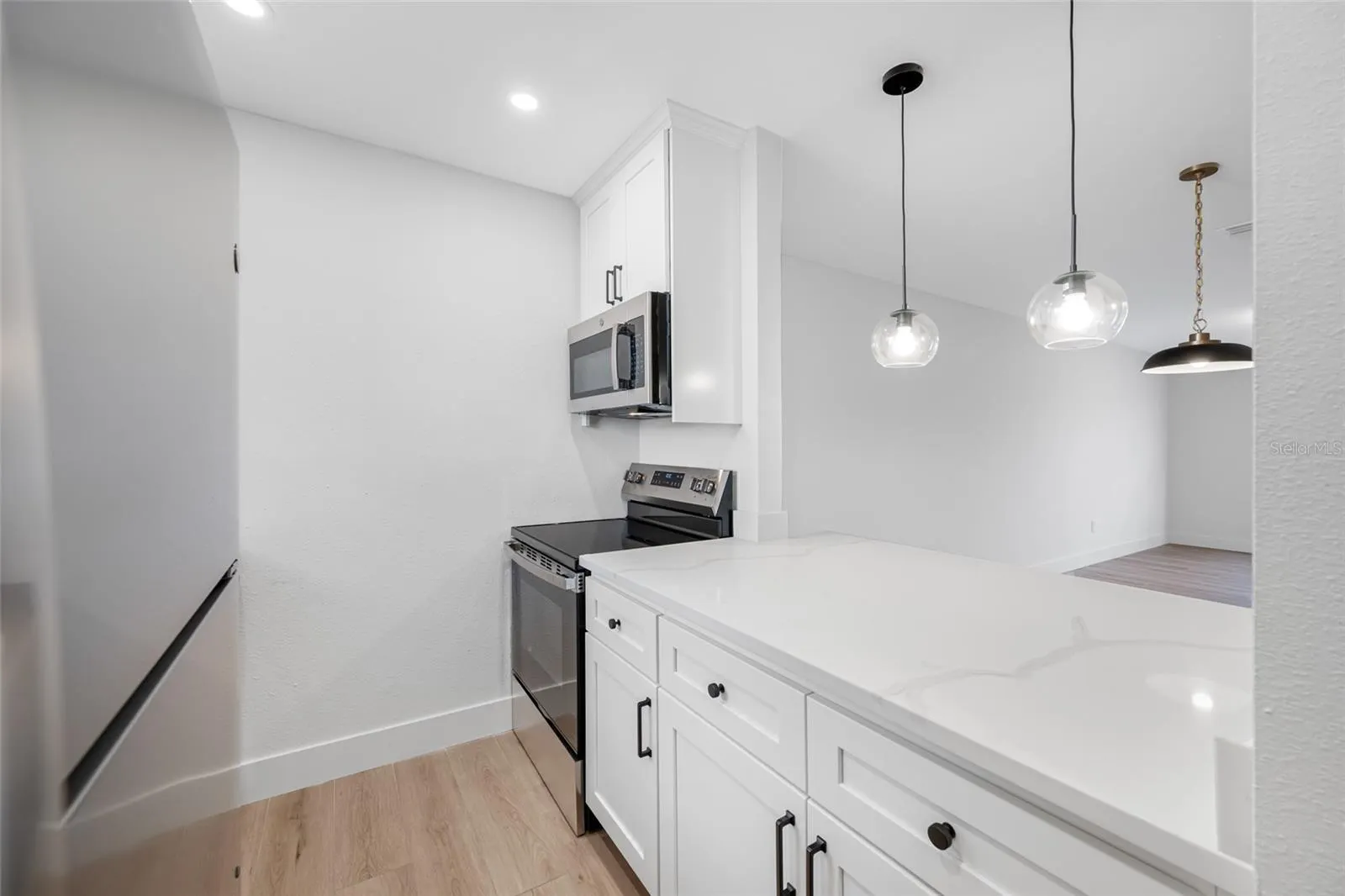 6119 MEMORIAL HWY #20 #20