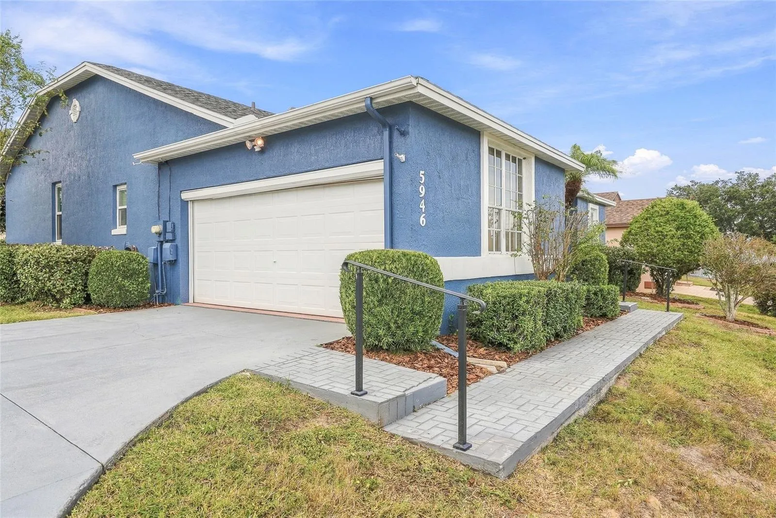 5946 CHICKADEE DR