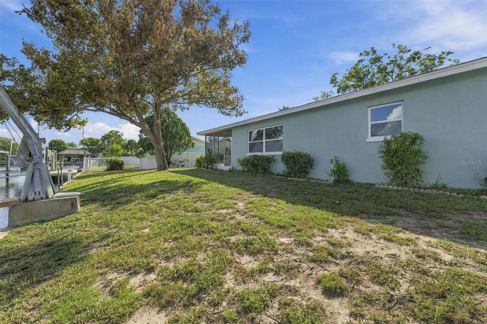 4516 GULFSTREAM DR