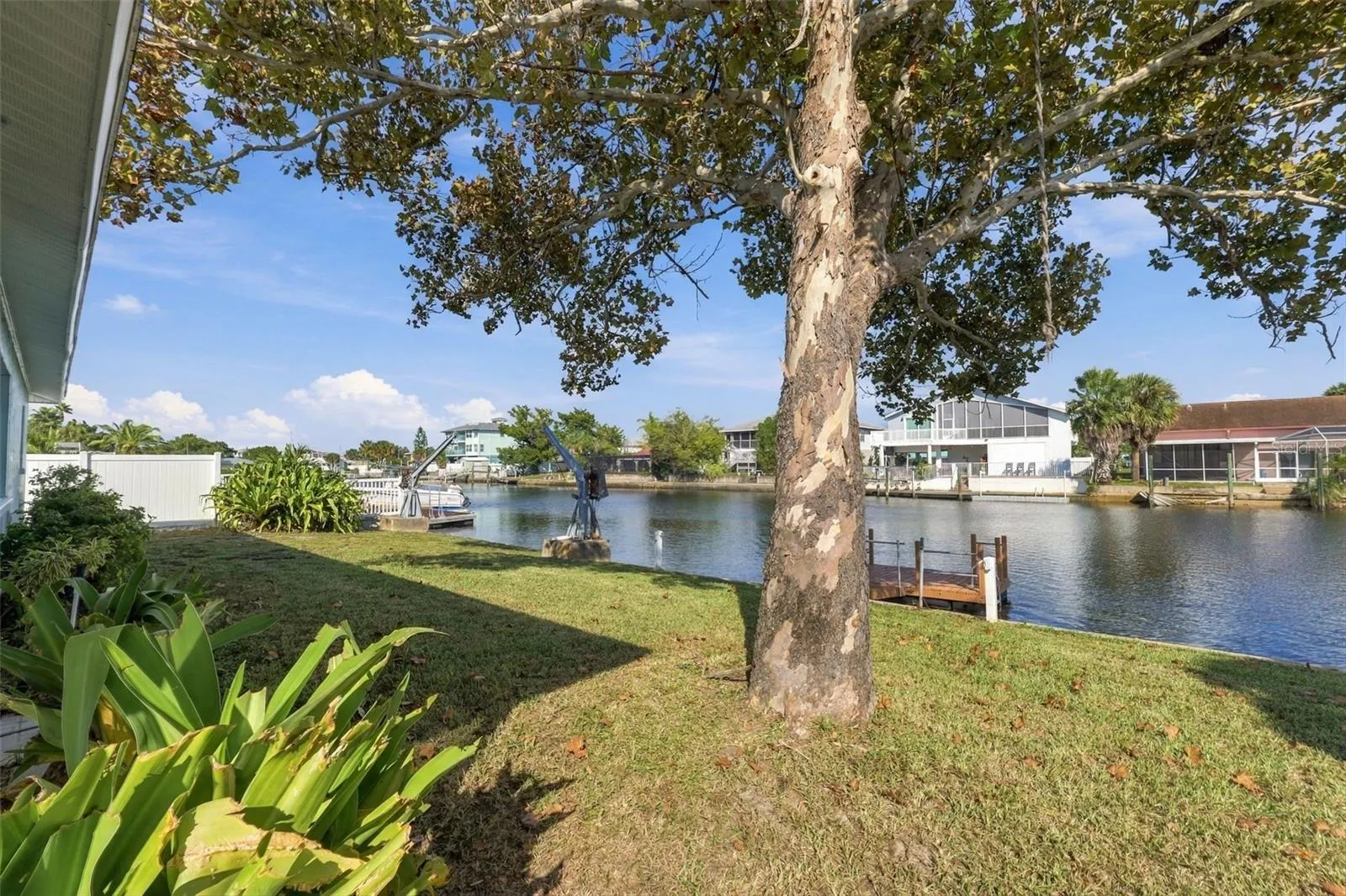 4516 GULFSTREAM DR