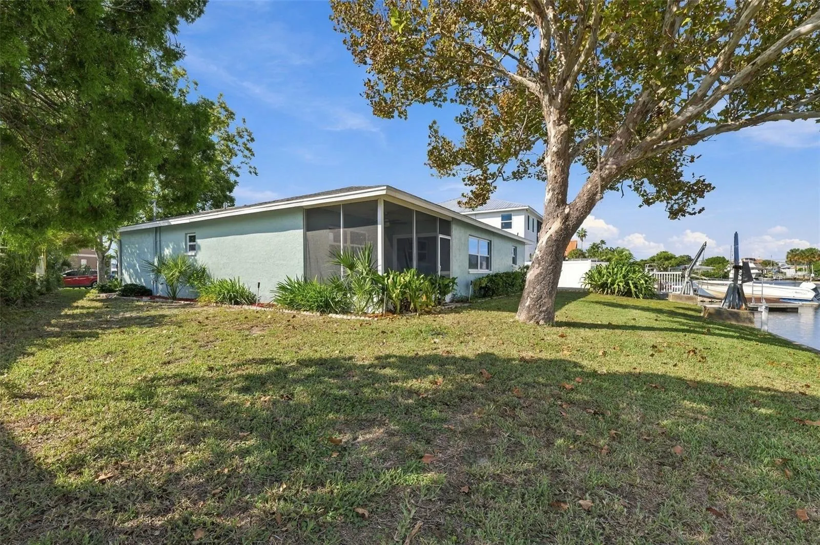 4516 GULFSTREAM DR