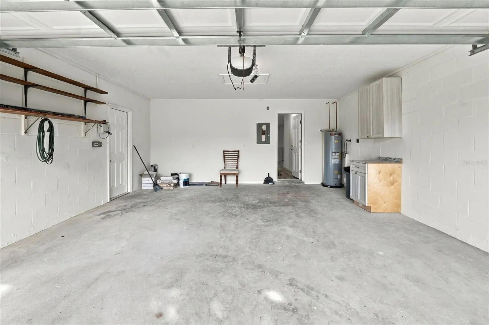 4516 GULFSTREAM DR
