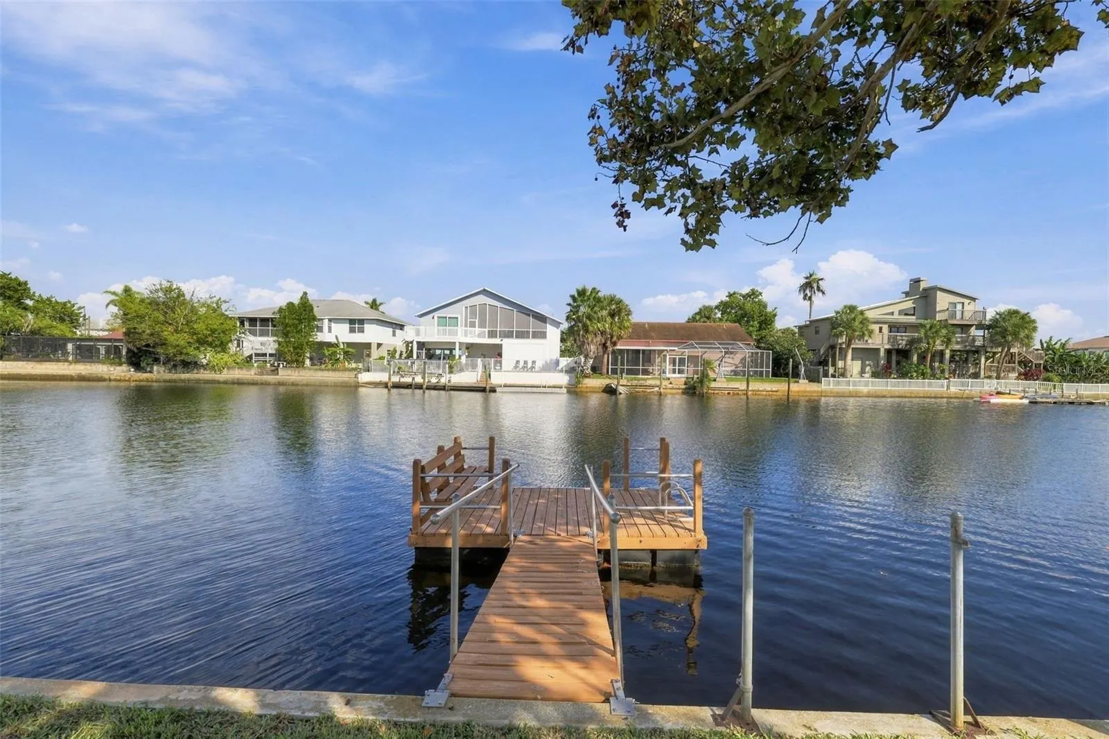 4516 GULFSTREAM DR