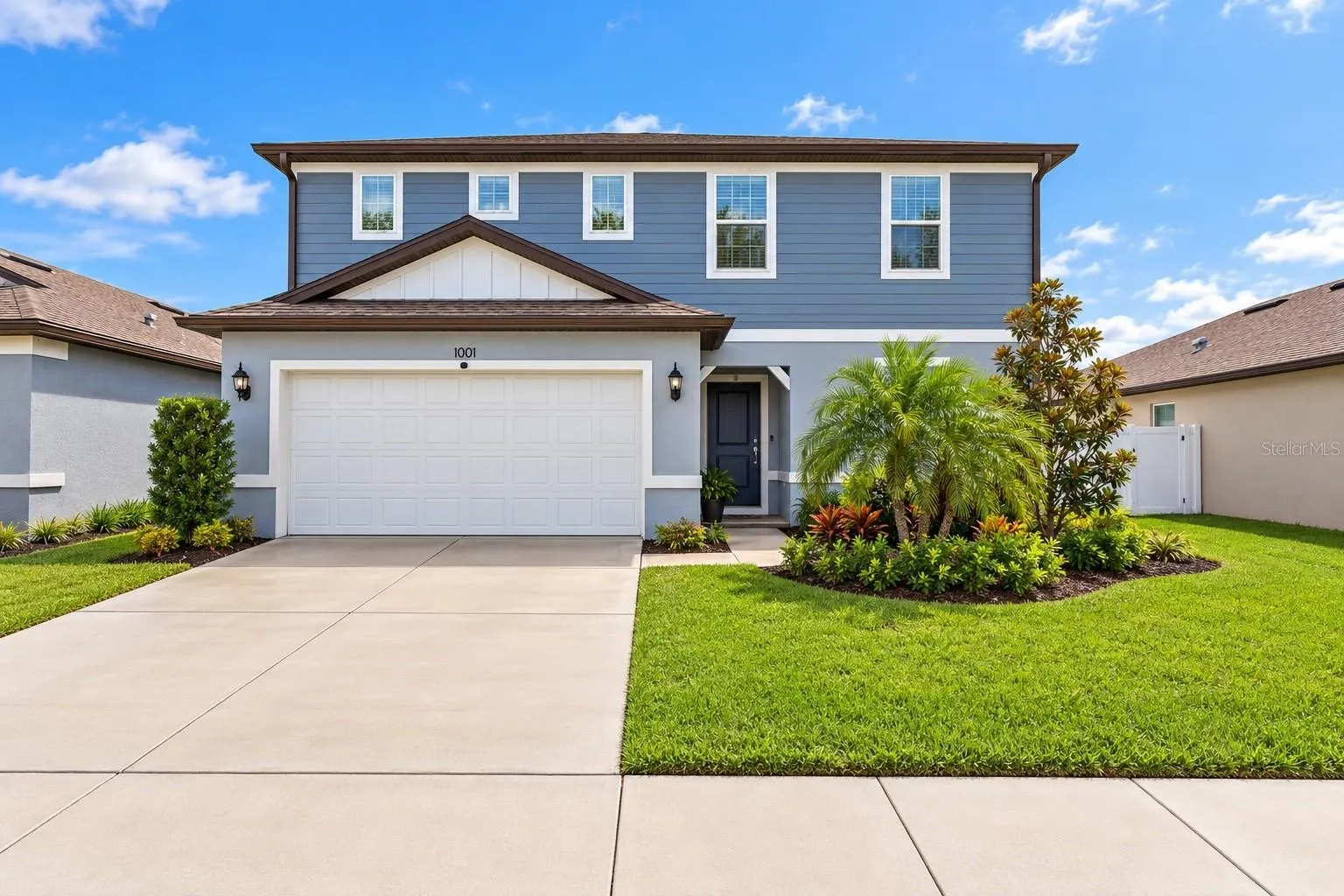 1001 SWAYING SAWGRASS AVE