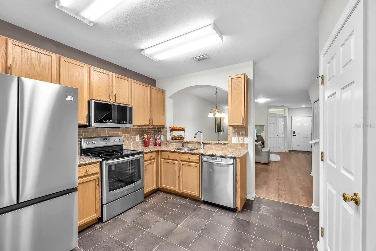 5819 FISHHAWK RIDGE DR