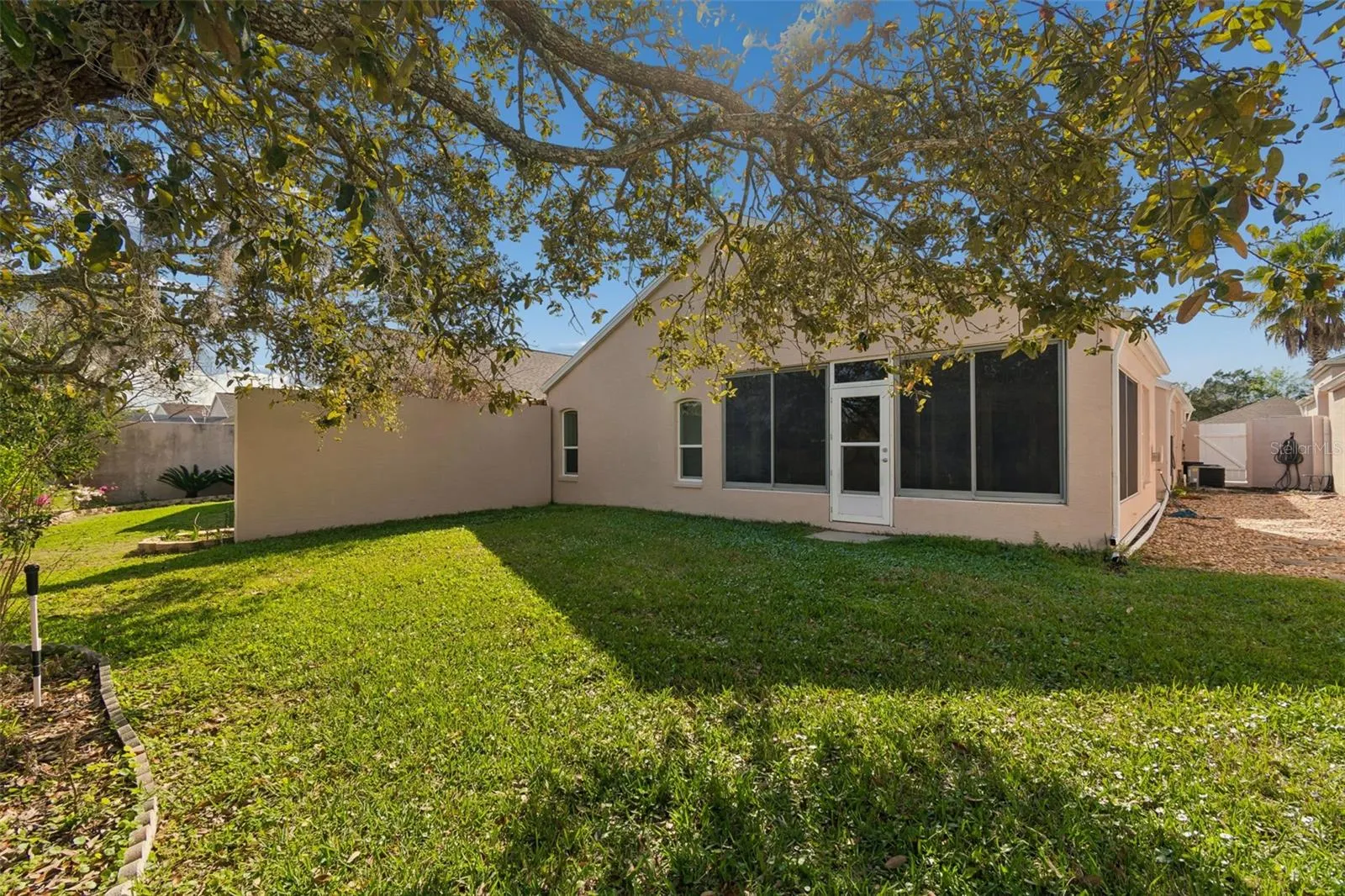284 ROYAL PALM WAY