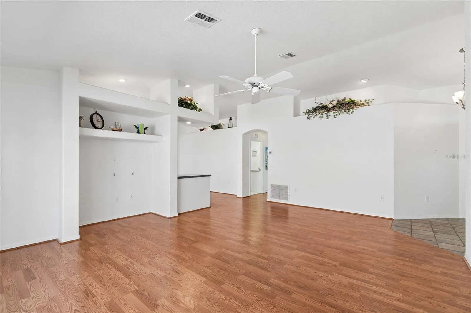 284 ROYAL PALM WAY
