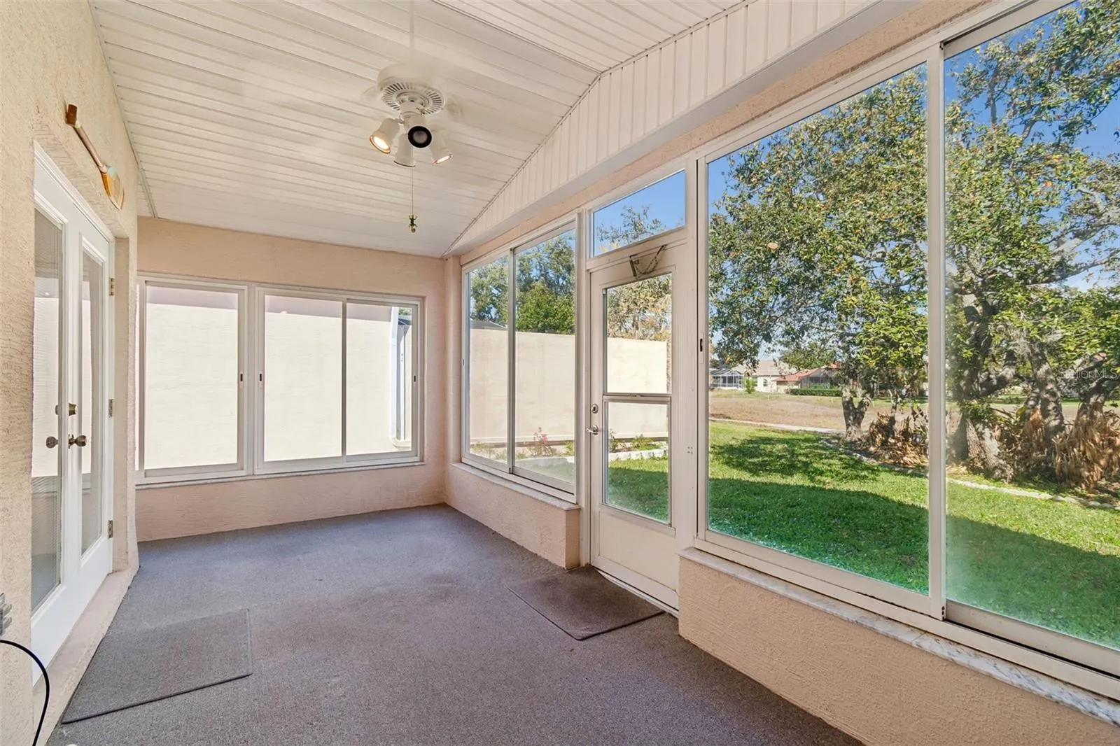 284 ROYAL PALM WAY