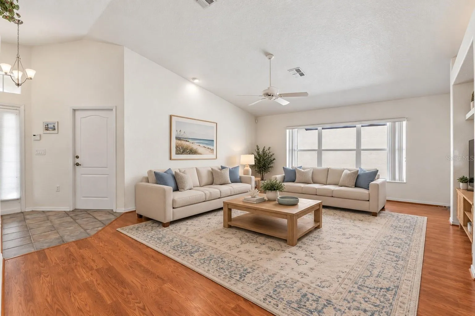 284 ROYAL PALM WAY