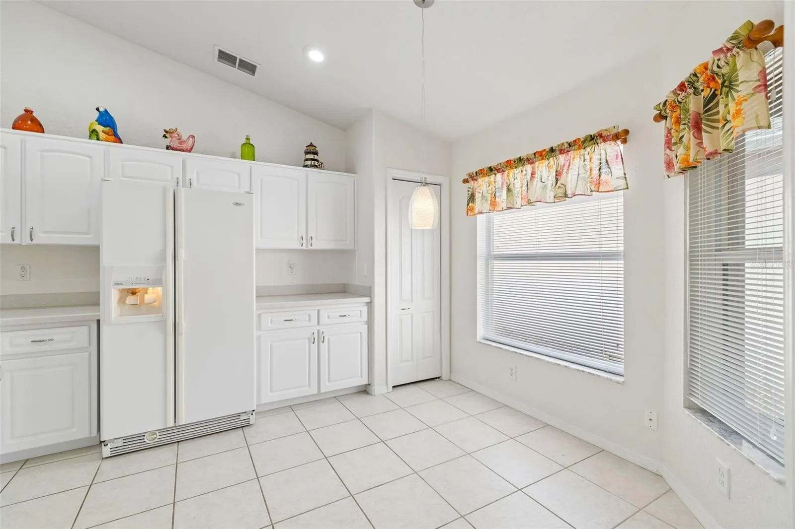 284 ROYAL PALM WAY