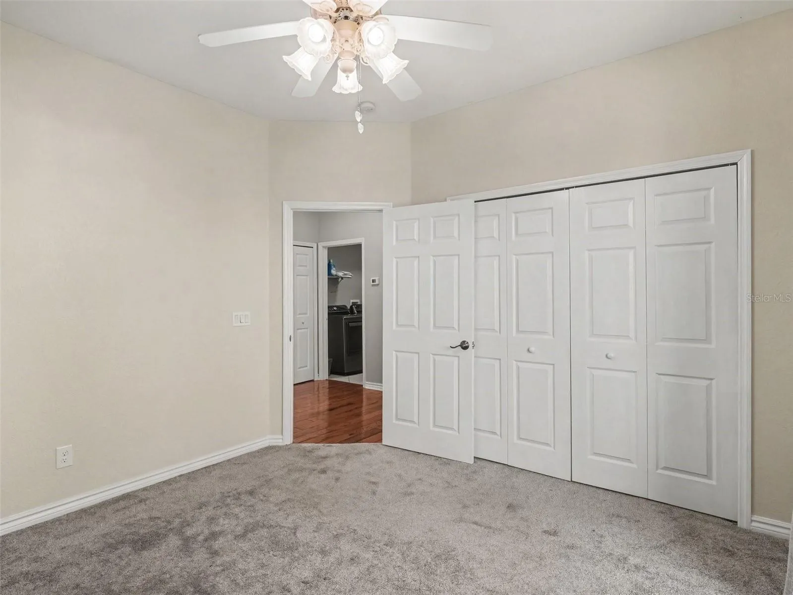 1380 WASHINGTON DR