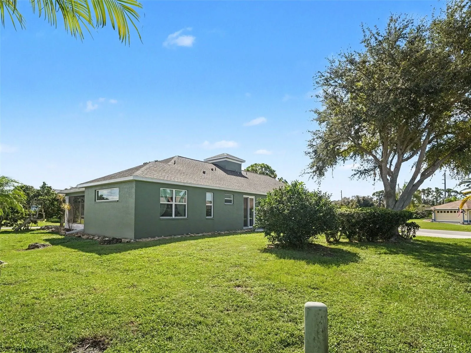 1380 WASHINGTON DR