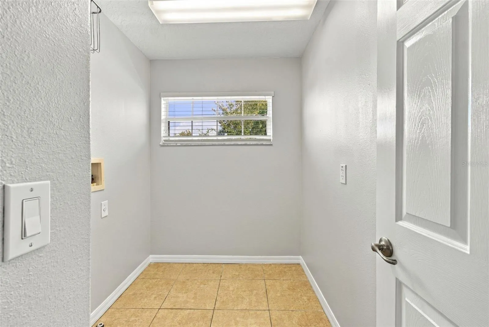 525 POWDER VIEW DR