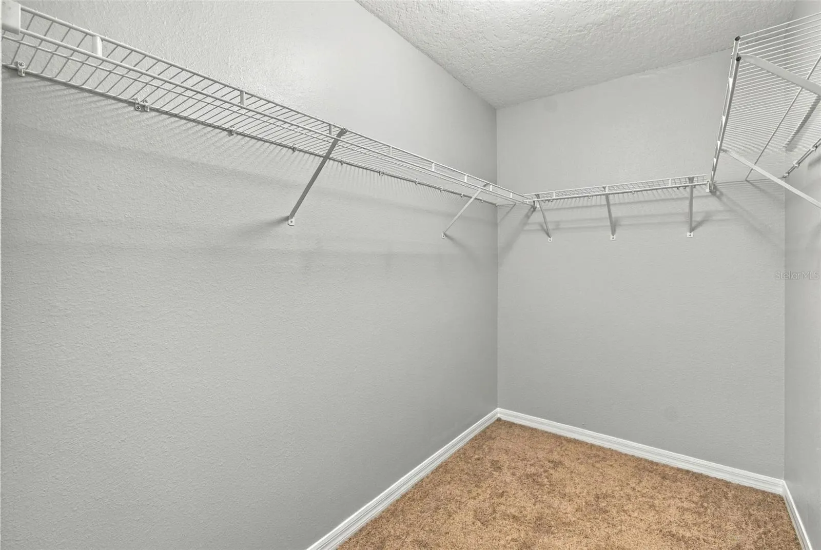 525 POWDER VIEW DR