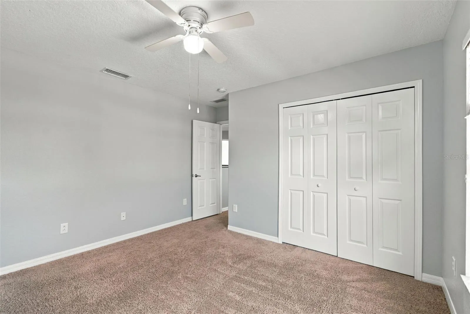 525 POWDER VIEW DR